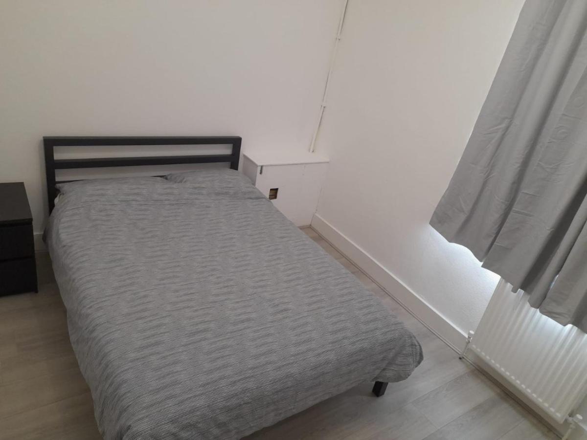 Two Bedroom Close To Central Appartement Londres