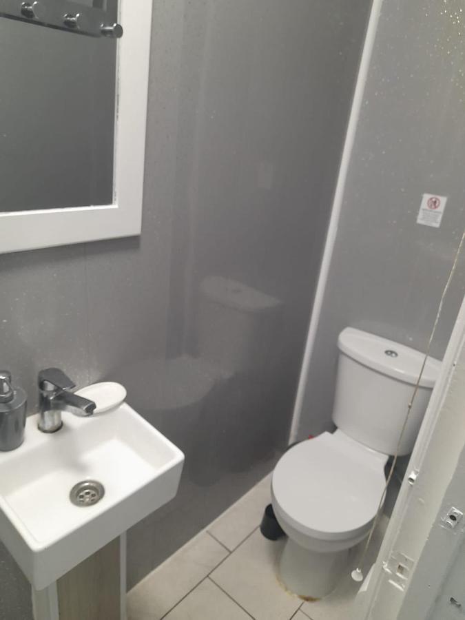 Two Bedroom Close To Central Appartement Londres